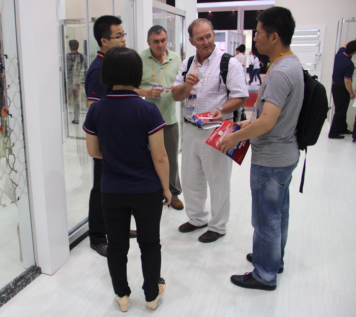 2013�R���D�ٴ���s��(gu��)���m�˸��l(w��i)ԡչ