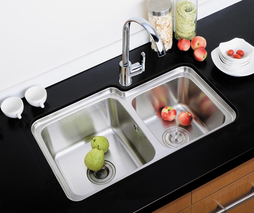 市場大環(huán)境下 水槽企業(yè)在四大要素中謀發(fā)展