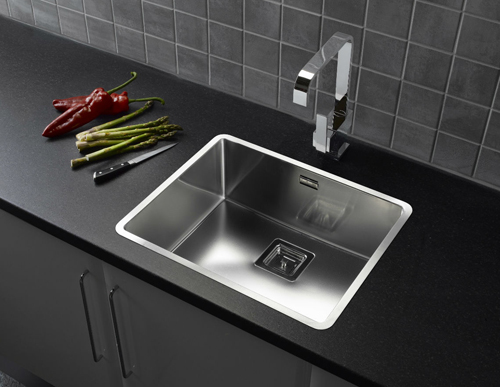 唯有保證產(chǎn)品質(zhì)量和服務(wù) 水槽企業(yè)才能獲青睞