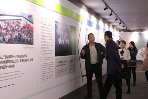 �ǕԲ�����(sh��)��(j��)�µĘ�(bi��o)��(zh��n)����(li��n)�W(w��ng)�b��