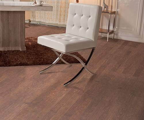 “鯰魚效應”凸顯 地板產(chǎn)業(yè)轉型環(huán)保成必然