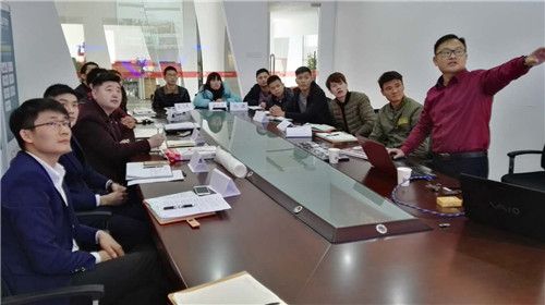 2017�ꄓ(chu��ng)������������� ��Ӣ�R��Ʒ�ƠI(y��ng)�N��ӑ��(hu��)