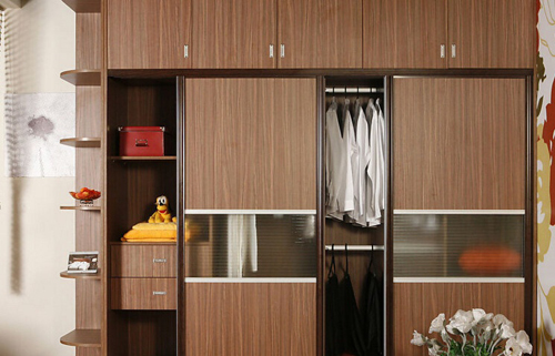 什么品牌的衣柜質(zhì)量好?小編推薦十個(gè)品牌