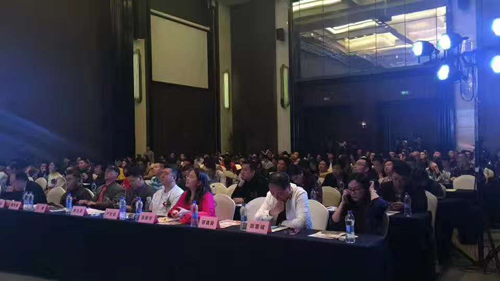 �ۄݰl(f��)�������������P���h��