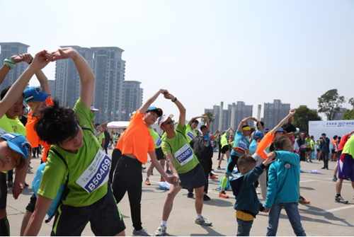 ȫ�ѼҾӡ�2017�P(y��ng)���b���(gu��)�H����R����ِ�_(k��i)Ļ �������~һ�絽��(ch��ng)���