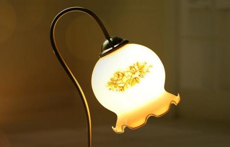 Ǭ���� ��(chu��ng)�������c��ϣ��֮��