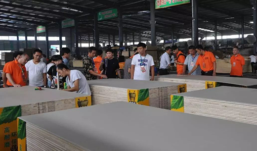 �����_��ģ���Դ�^�������Ʒ�|(zh��)�Ͱ�ăr���P(gu��n)ϵ