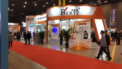 ؐ������ɽ��ůͨչ�[���P�����w