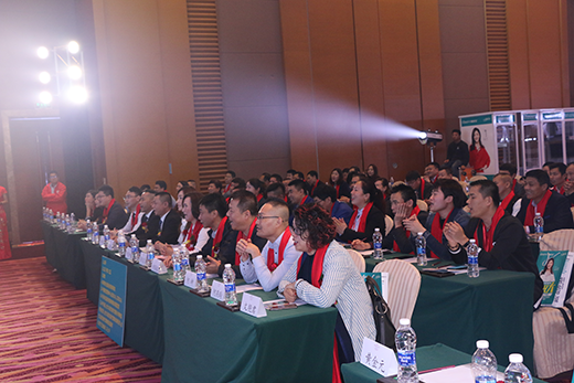 ��ͬ�Ŀ�Խ������δ���� ǧ���N��Ʒ��ʢ���A���_��