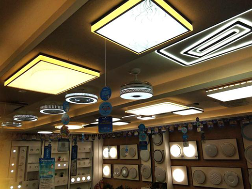 �F(xi��n)���Ҿ������I���ߣ��L���fǧ��Ⱥ������Ʒ���ː�