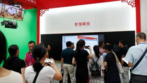 �ڰˌÏV�������b��չ���_(k��i) �����ǻۺڰ����P(gu��n)ע