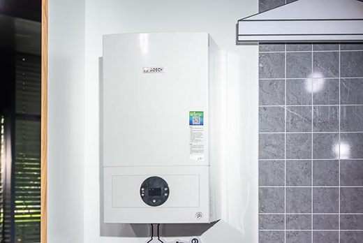 �M(j��n)܊�߶������Ј�(ch��ng) �����l(f��)�������ڒ�tCondens 7100 W