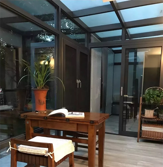 �߶����A�����������е��(y��ng)�ⷿ�_ʼ