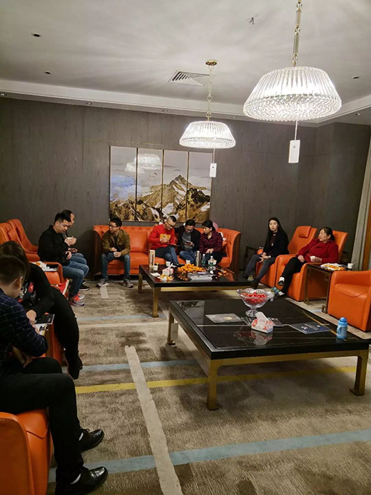 �������� ʥ�ΰ������ӭ����ُ�F(tu��n)