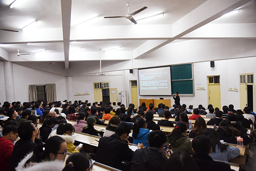 �����½������M(j��n)��У ���M(j��n)У����� ���F(xi��n)�������A