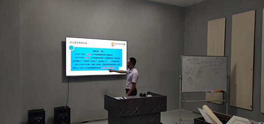 ������(chu��ng)�����B(t��i)�壺�V�{����Ӣ�� ����(chu��ng)ؔ(c��i)��δ��