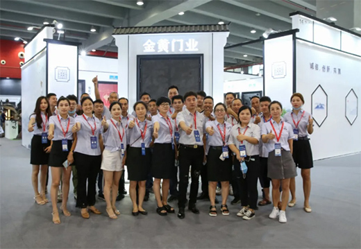 ܊��(qi��ng)�T�I(y��)չ�d�𱬣���Ʒ���I(l��ng)�ИI(y��)�r(sh��)�г���