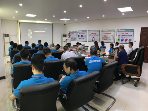 �f(xi��)ͬ�^�M �ƵZǰ�� �|��I(y��)�վ�Ӣ�������A�M��Ļ