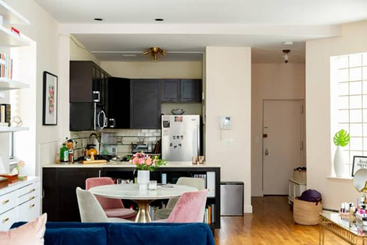 ��(j��ng)��ĺ�ɫ�����bĄ�(chu��ng)��N��