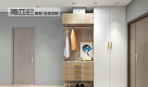 ������b����Ԫ�l(f��)չ ������sҫ20�꣬һ·����!