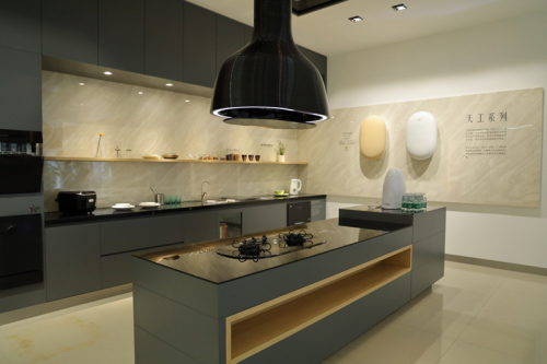 �Ї�ʮ���ˮ��Ʒ���f�Ҙ���Ʒ�|(zh��)�ͷ���(w��)�A�l(f��)չ