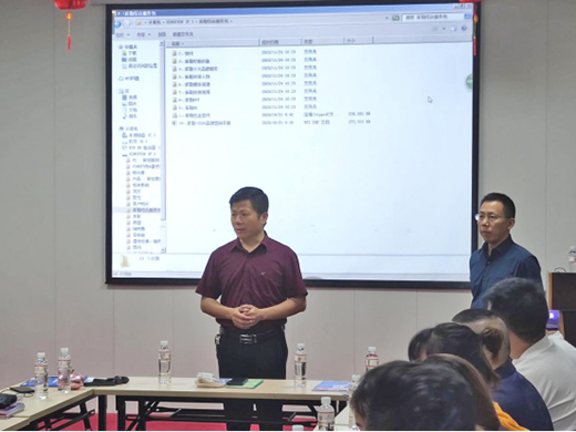 �����ľ��� ����ؔ���� �������(j��ng)�N�̕��h�A�M�e�k