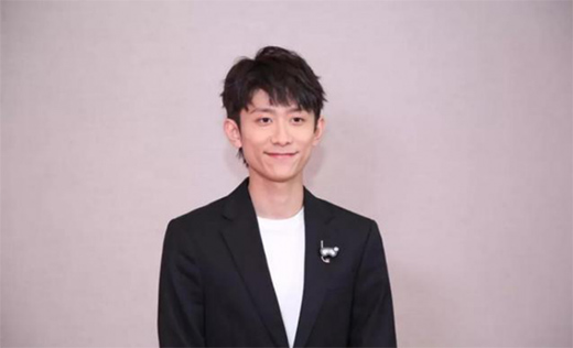 ��(gu��)��ʮ��Ʒ������ʿ�D����һ��(g��)�ɹ����˲����e(cu��)�^(gu��)��һ�K�ñ�