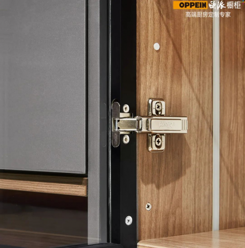 �W�ə��񣺰��պ����M�����������îa(ch��n)Ʒ��Ʒ��