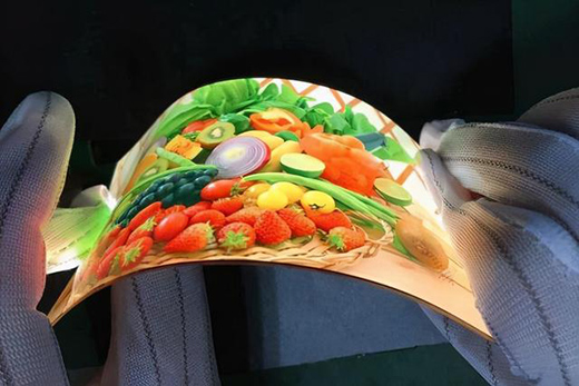 �Ї�(gu��)�����@ʾ��������OLED���P(gu��n)�I