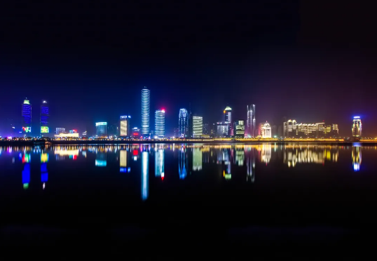 �����ǅR���롰�������Є�(d��ng)��ȫ���������Ͻ�(j��ng)�_���ĳǅ^(q��)�n��ҹ��