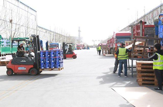 ����Ʒ�����sҫ��磬�V���������M(j��n)���ˮ��