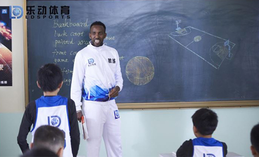 ����(d��ng)�w�����I(l��ng)�ИI(y��)�l(f��)չ�����҇�(gu��)������Ľ������L(zh��ng)����