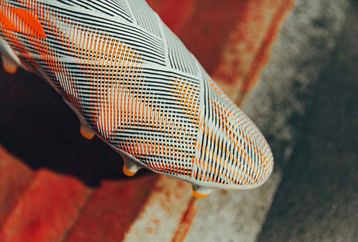 阿迪達斯發(fā)布“Superspectral Pack”足球鞋套裝