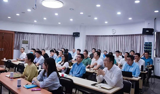 ������(sh��)�͡���Ϳʿ��������һ�����N(xi��o)�����ؿ����(sh��)�F(xi��n)ͬ�ȴ�����L(zh��ng)