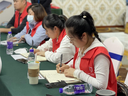 �����ɹ� �W��ɯ���ܿƼ���ɽ�|վ�Ј��I�N��ӑ��(hu��)