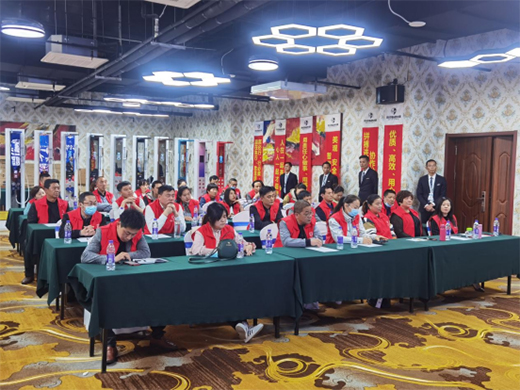 �����ɹ� �W��ɯ���ܿƼ���ɽ�|վ�Ј��I�N��ӑ��(hu��)