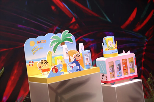 ����Ʒ��������MistineҪ�������p�˵ġ����Ѕ��֡�