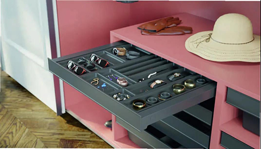 CBDչ�M(j��n)�Еr(sh��)| ģ�K���ռ{��ԽסԽ�ϰa���N����ñ�g