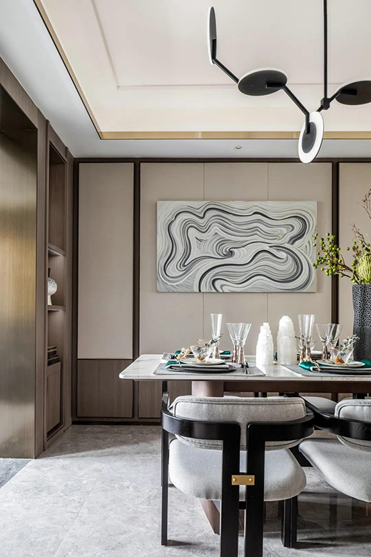 �����¾����������������F(xi��n)����ʽ