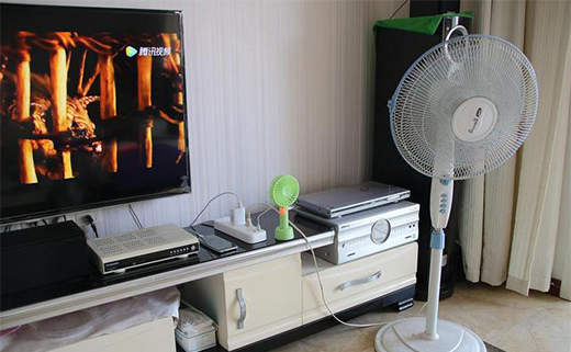 ��ȫ�ֺ��ã�aigo ��λ���L������(18W����)�w�(y��n)