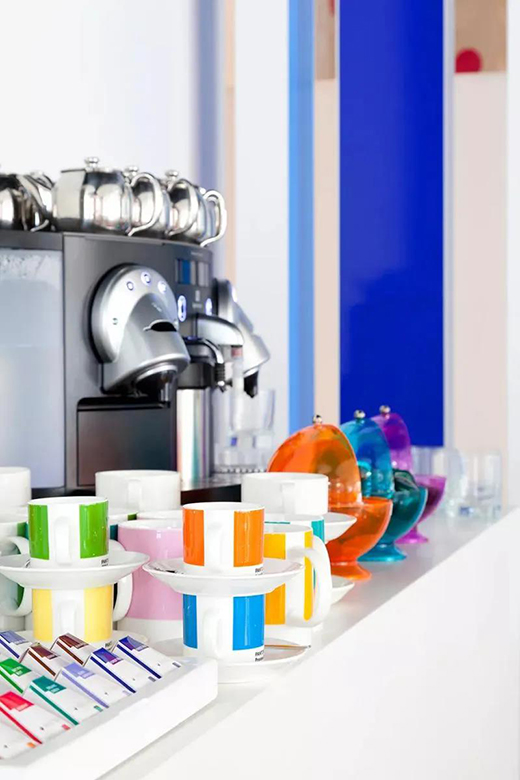 ɫ�ʽ����L(f��ng)�� ����ʰߔ̣���Ŀ����