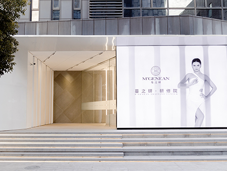 �ڱ����]|��֮�ж����o�w���ɾ�Ʒ��ȽȽ����