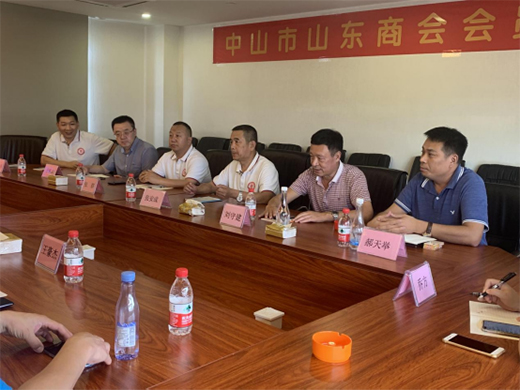 ����������ɽ�|ʡ���̴��M(j��n)ί�T��(hu��)�W�R�W��ɯ�������^����