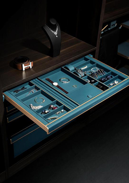 ����BVϵ���ռ{��𣬽o�㡰������ñ�g����ͬ���w�(y��n)