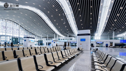 ���{���٣����δ�����ڡ���