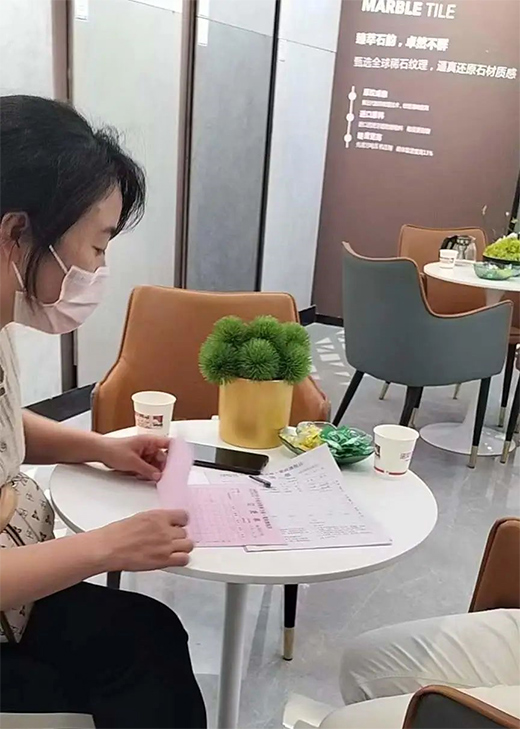 同比增長(zhǎng)63.69%!輕紋大板普及風(fēng)暴大單頻傳，完美收官!