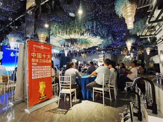 恭喜銀田衛(wèi)浴連云港地區(qū)首場(chǎng)開(kāi)盤(pán)會(huì)議圓滿成功!現(xiàn)場(chǎng)訂單破百萬(wàn)!