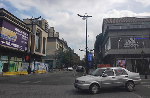 LED�@ʾ�ИI(y��)����׃���L(zh��ng)ED���U���l(f��)չ�·