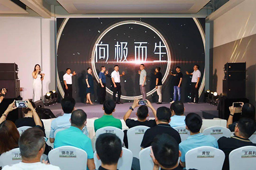 THOMSON�N�l(w��i)ϵ����Ʒ�l(f��)�����ڏV�|��ɽ�e��