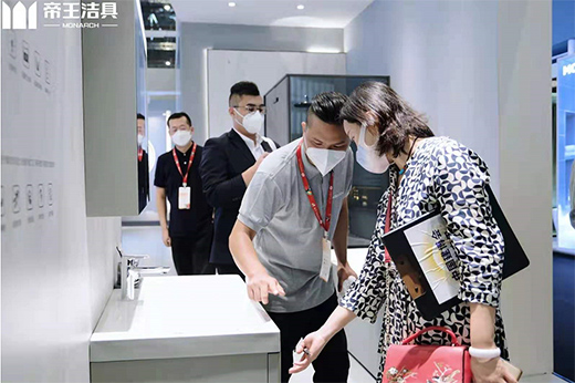 �������ߴ����棺�߳��N�l(w��i)�I(l��ng)�򣬓�����Ҿ�